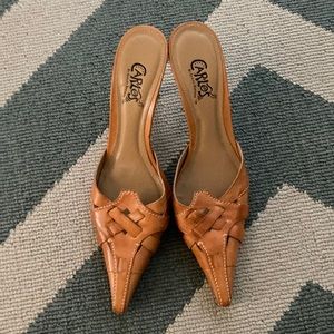 Carlos by Carlos Santana leather heel mules. 7.5M. BNWT